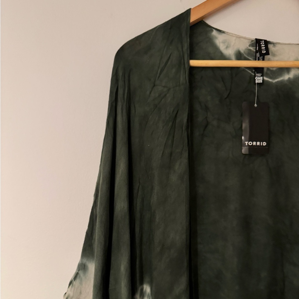 Torrid Tie-Dye Ruana - Picture 5 of 10